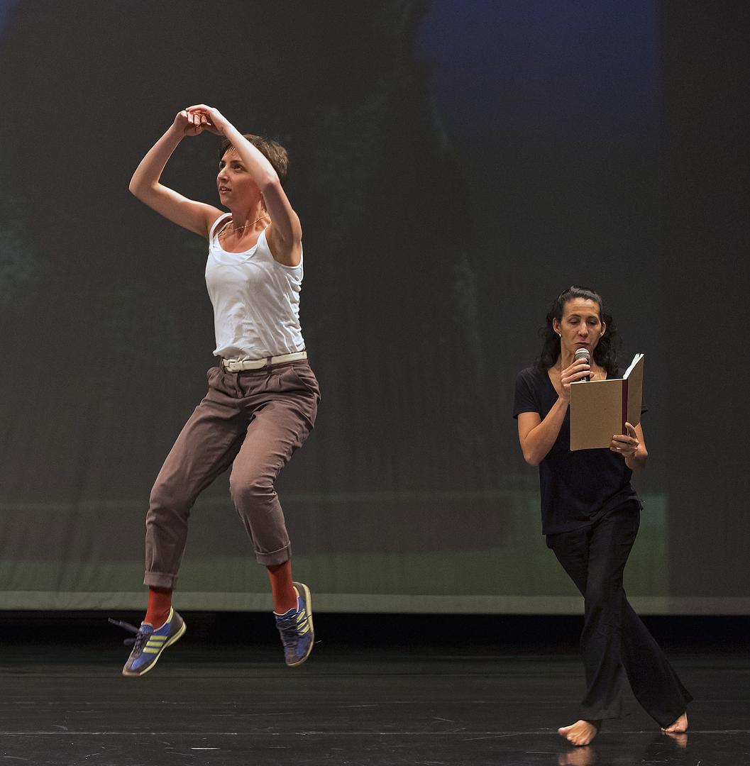 isso não é um espetáculo2013